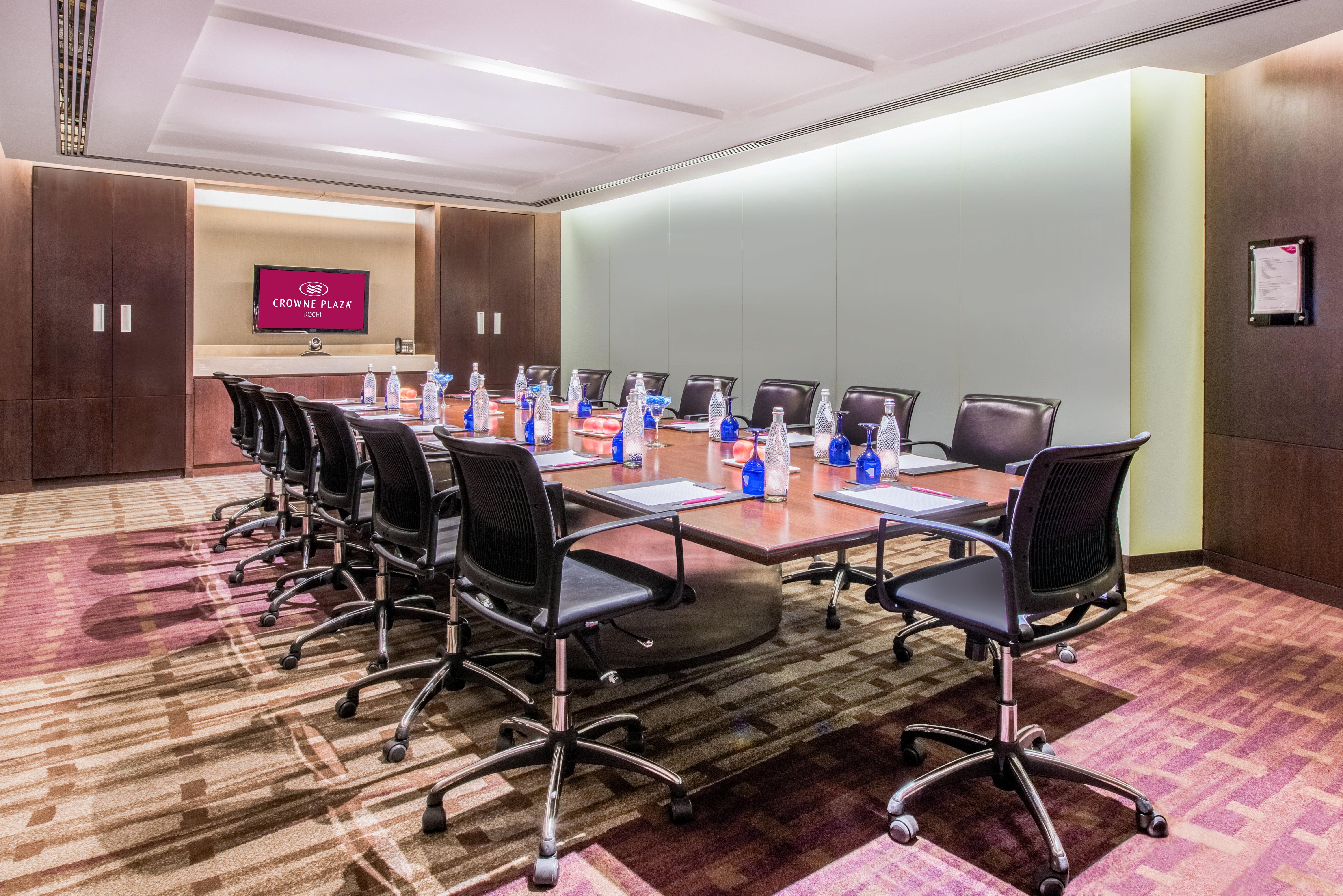Crowne Plaza Kochi By Ihg Hotel Eksteriør billede Meeting room